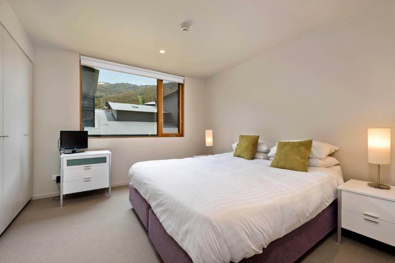 Snow Stream 2 Bedroom And Loft With Gas Fire Balcony And Garage Parking Thredbo Esterno foto